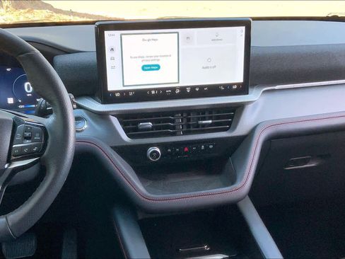 Certified 2025 Ford Explorer ST-Line w/ ST-Line Street Pack image 6