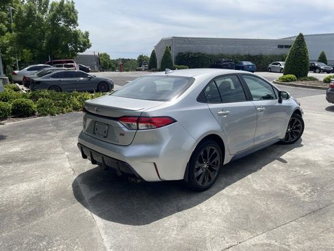 Used 2024 Toyota Corolla SE FWD image 6