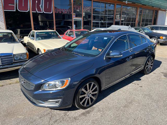Used 2014 Volvo S60 T5 FWD image 2