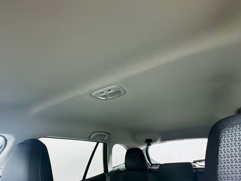 Used 2023 Subaru Outback Premium image 21