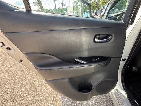 Used 2019 Nissan Leaf SL Plus w/ Protection Package image 12
