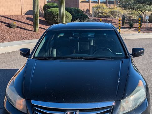 Used 2011 Honda Accord EX-L image 6