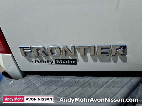 Used 2019 Nissan Frontier SV RWD image 12