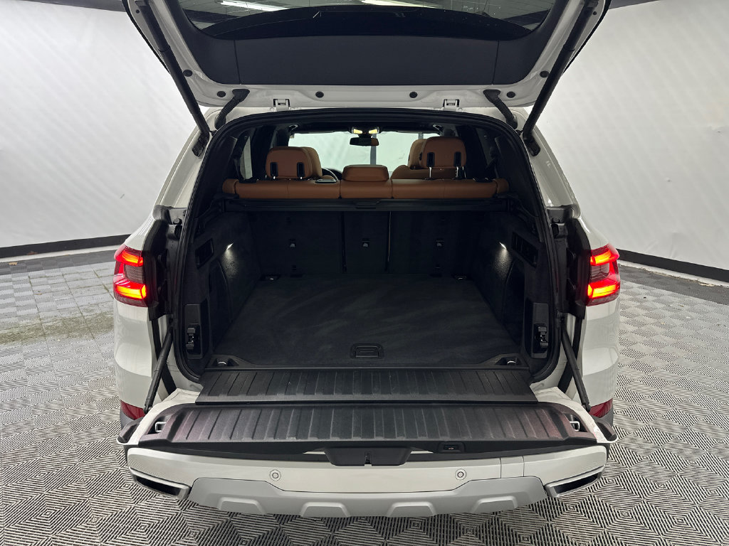 Used 2022 BMW X5 sDrive40i w/ Premium Package RWD image 20