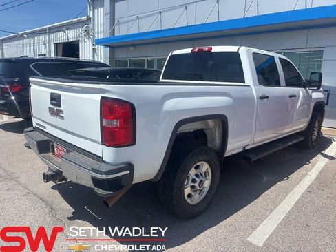 Used 2018 GMC Sierra 2500 4x4 Crew Cab image 1