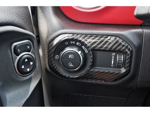 Used 2023 Jeep Gladiator Rubicon w/ LED Lighting Group AWD/4WD image 24