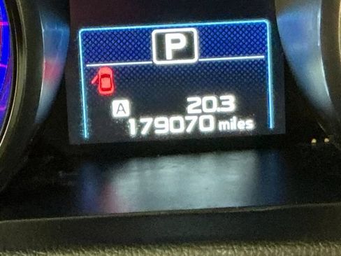 Used 2017 Subaru Outback 2.5i Limited AWD/4WD image 33