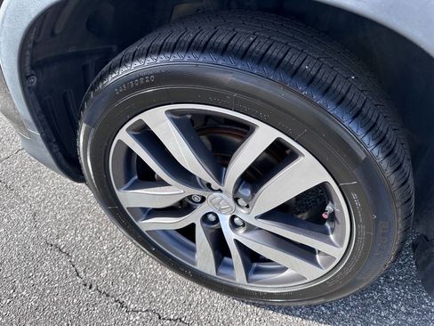 Used 2017 Honda Pilot Touring image 27