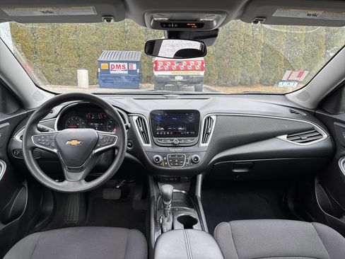 Used 2023 Chevrolet Malibu LT image 15