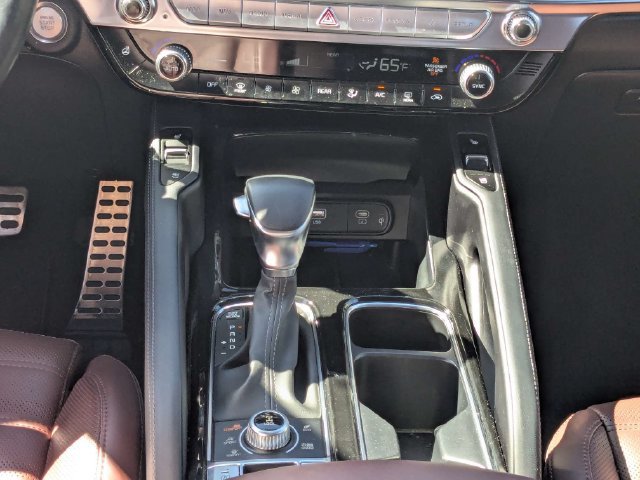 Used 2024 Kia Telluride SX Prestige w/ Towing Package AWD/4WD image 19