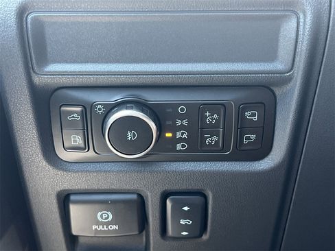 New 2025 Ford F150 Lariat w/ Equipment Group 502A High image 21