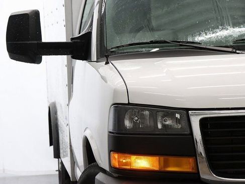 New 2024 GMC Savana 3500 Work Van w/ Power Convenience Package image 5