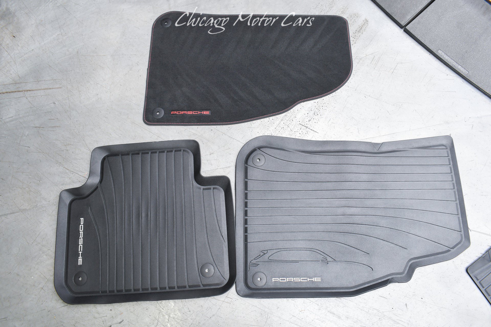 Used 2025 Porsche Cayenne GTS AWD/4WD image 35