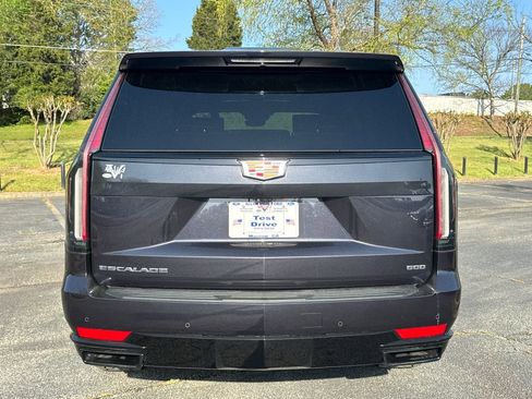 Used 2024 Cadillac Escalade Sport Platinum AWD/4WD image 6