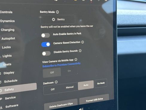 Used 2024 Tesla Model 3 Standard Range image 25