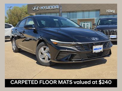 New 2026 Hyundai Elantra SE