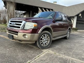 Used 2012 Ford Expedition XLT video 1