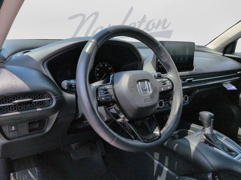 Used 2024 Honda HR-V EX-L image 23
