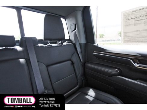 Used 2024 Chevrolet Silverado 1500 LT Trail Boss w/ Convenience Package II AWD/4WD image 12