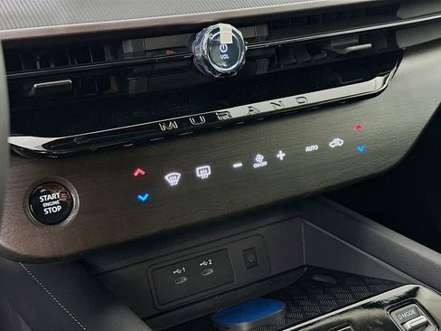 New 2026 Nissan Murano SV image 21