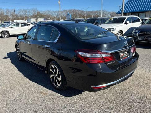 Used 2016 Honda Accord EX-L image 10