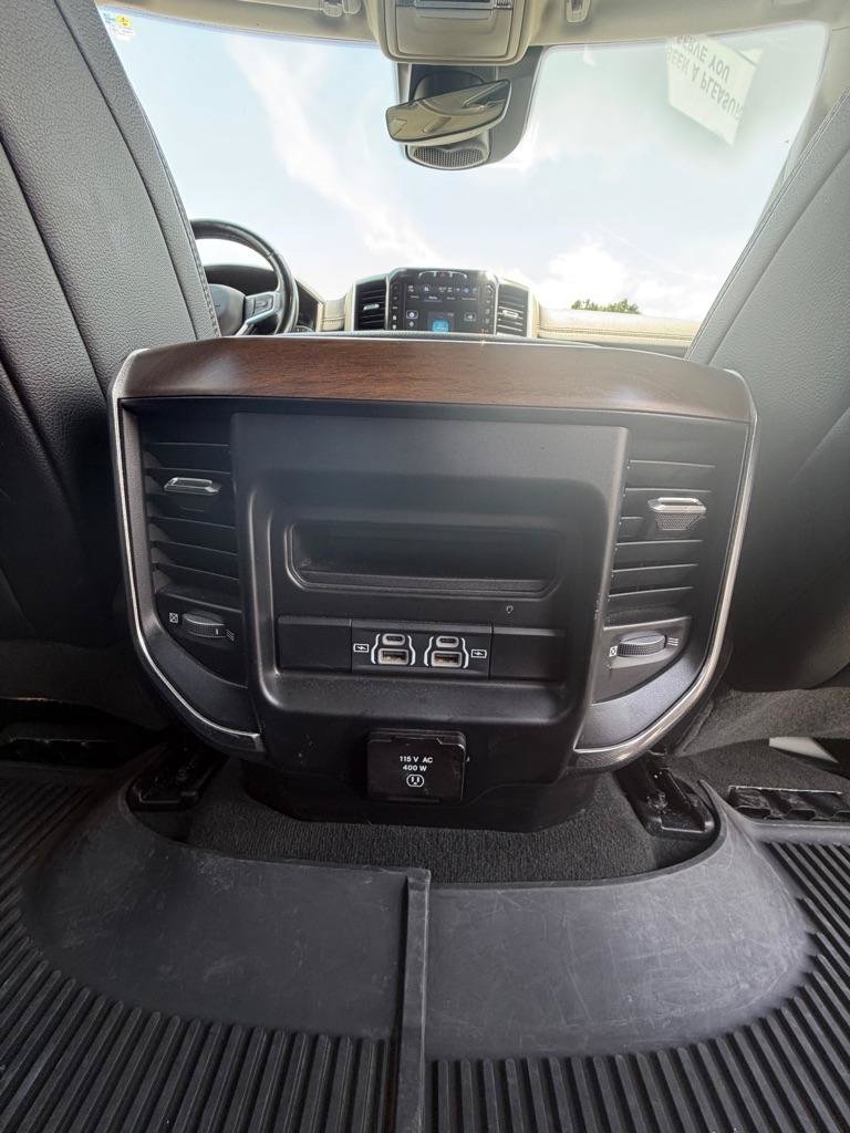 Used 2022 RAM 1500 Laramie w/ Laramie Southwest Edition AWD/4WD image 17