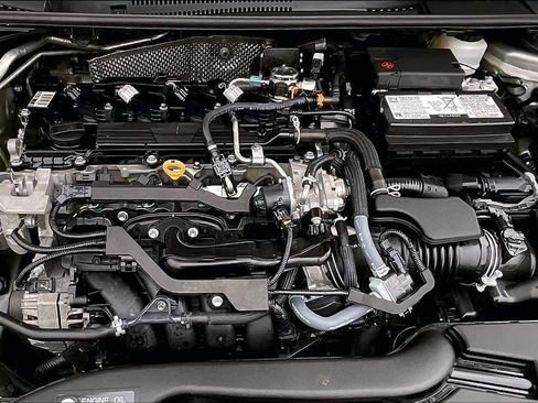 Used 2025 Toyota Corolla LE image 33