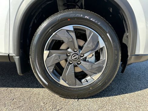 New 2026 Nissan Rogue SV w/ SV Premium Package image 12