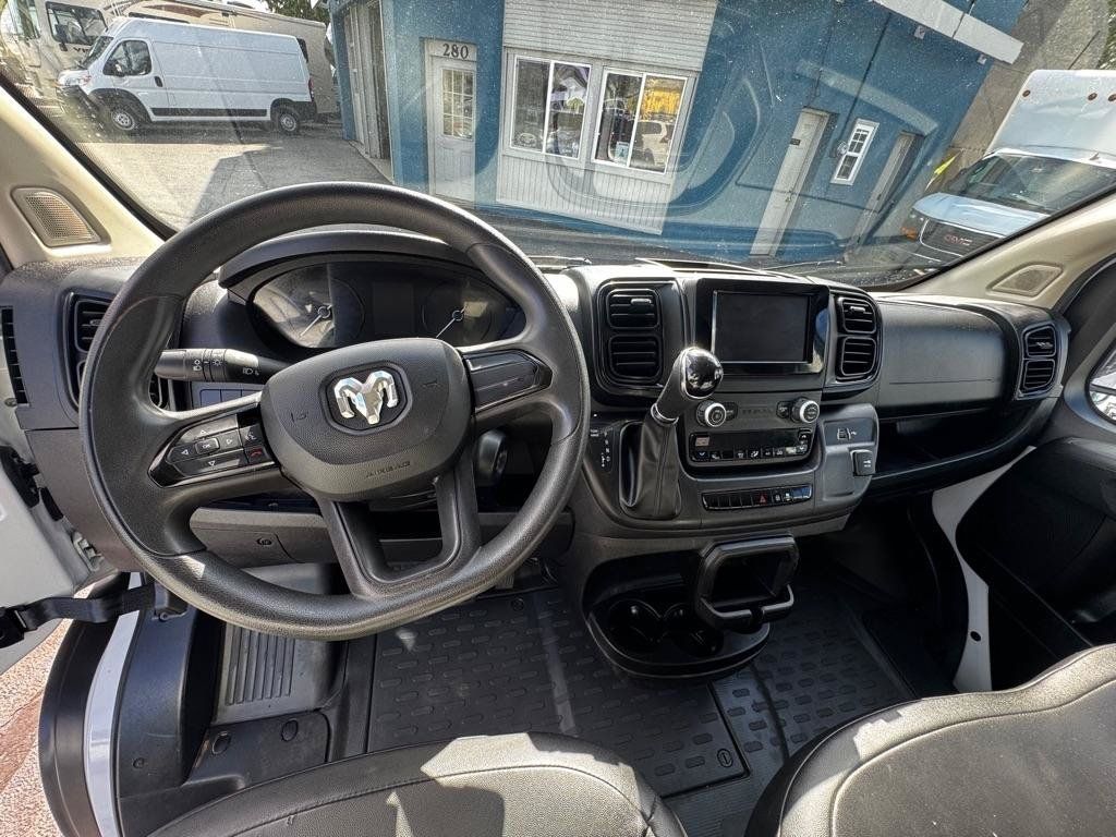 Used 2023 RAM ProMaster 3500 FWD image 16