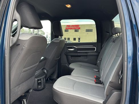 Used 2024 RAM 2500 Big Horn w/ Bed Utility Group image 9