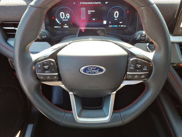 Used 2025 Ford Explorer ST-Line w/ ST-Line Street Pack AWD/4WD image 17