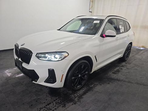Used 2023 BMW X3 xDrive30i AWD/4WD image 2