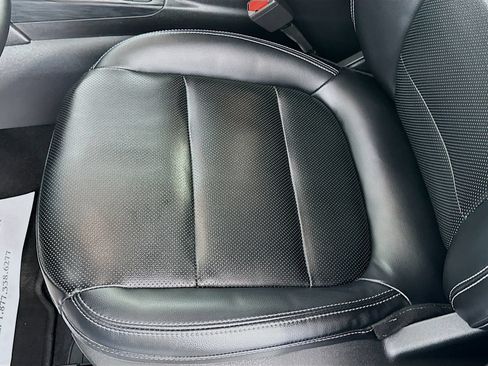 Used 2022 Ford Escape Titanium AWD/4WD image 19