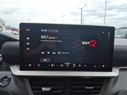 Certified 2025 Ford Explorer ST-Line image 35