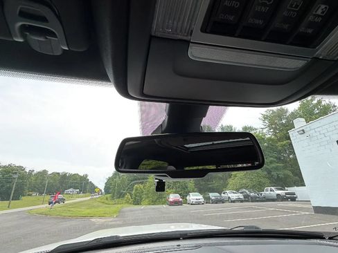 Used 2019 RAM 1500 Big Horn AWD/4WD image 40