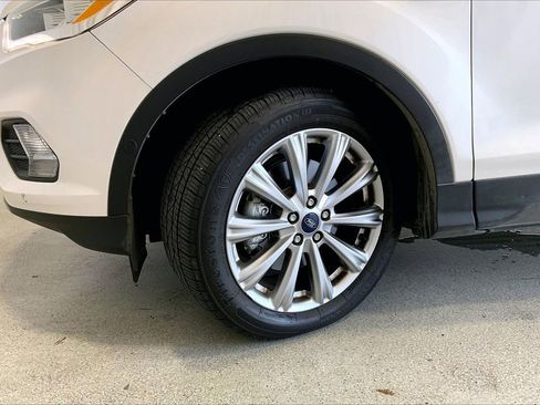 Used 2018 Ford Escape Titanium w/ Ford Safe & Smart Package AWD/4WD image 20