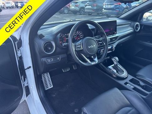 Used 2023 Kia Forte GT-Line w/ GT-Line Premium Package FWD image 9