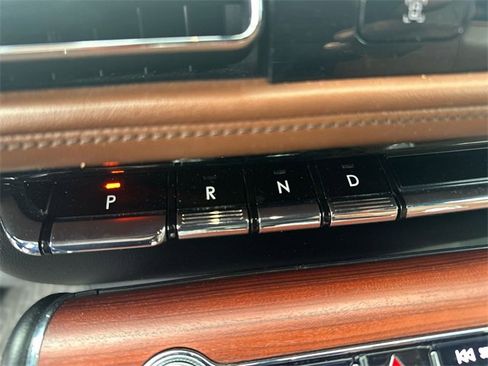 Used 2021 Lincoln Aviator Reserve w/ Equipment Group 202A image 21