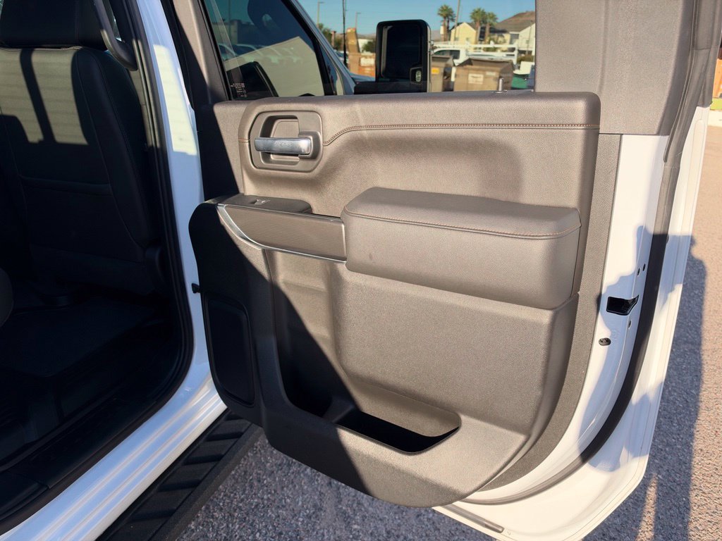 Used 2023 GMC Sierra 2500 AT4 w/ AT4 Premium Plus Package AWD/4WD image 20