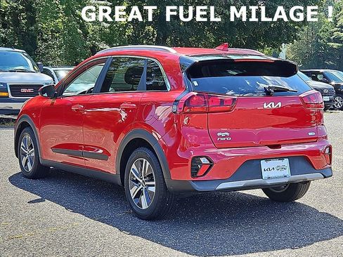 Used 2022 Kia Niro LXS image 5