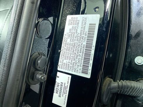 Used 2022 Honda Pilot Elite image 39