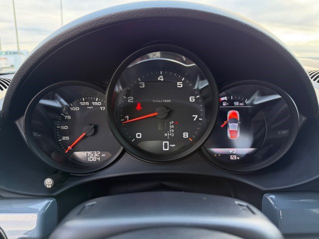 Used 2017 Porsche 718 Cayman RWD image 14