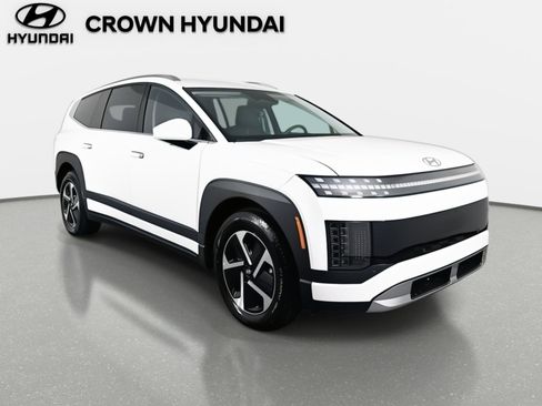 New 2026 Hyundai Ioniq 9 SE image 1