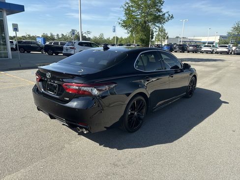 Used 2024 Toyota Camry XSE w/ Navigation Package FWD image 7