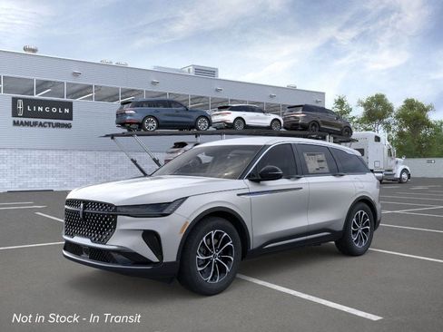 New 2026 Lincoln Nautilus Premier image 1