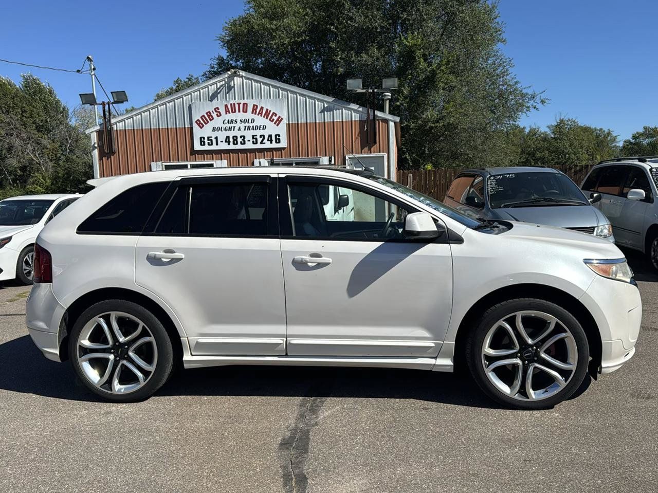 Used 2011 Ford Edge Sport w/ Driver Entry Pkg FWD image 4
