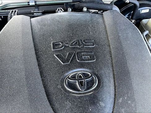 Used 2016 Toyota Tacoma TRD Off-Road w/ Towing Package image 31