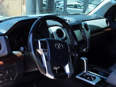 Used 2018 Toyota Tundra Limited w/ Limited Premium Package AWD/4WD image 37