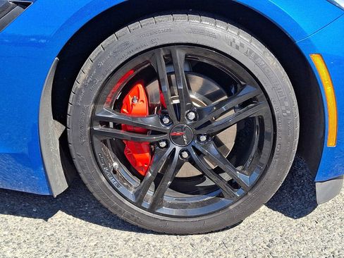 Used 2016 Chevrolet Corvette Stingray Coupe w/ 2LT Preferred Equipment Group RWD image 8
