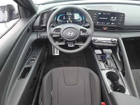 New 2026 Hyundai Elantra SEL Sport Premium FWD image 3